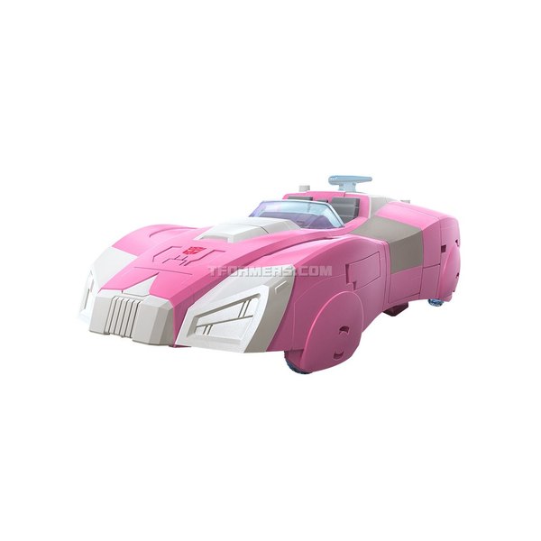 E7159 TF Deluxe Arcee RENDERING Vehicle Mode (15 of 52)